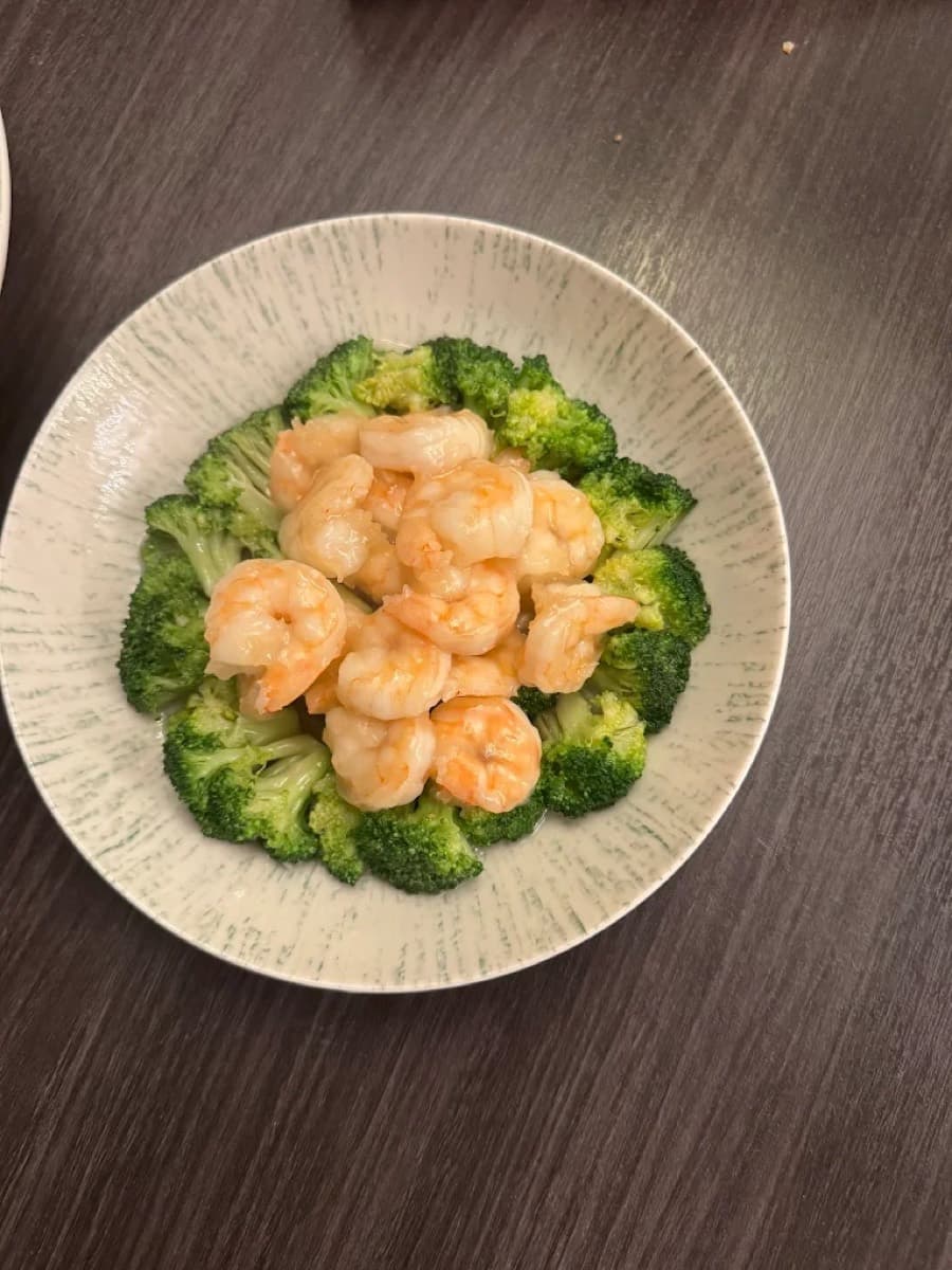 Sauté de crevettes aux brocolis — 西兰花炒虾仁