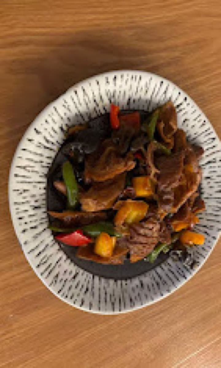 Bœuf sauté aux poivrons verts — 青椒炒牛肉